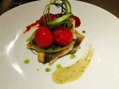 -AIR Restaurant & Lounge