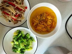 -苏州雏渐肥月嫂