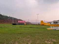 -采薇庄园四季滑雪场