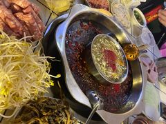 -储奇门鳝鱼火锅(总店)