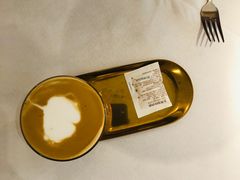 -阿妮叶李(光谷世界城店)