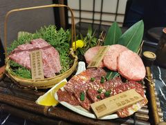 -山川小町·极番烧肉(新地假日广场店)