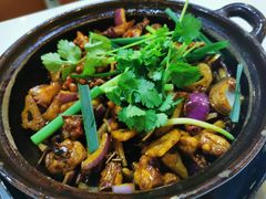-胡须佬鸡煲四季火锅(龙珠大道店)