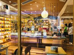 -猫的天空之城概念书店(印象城购物中心店)