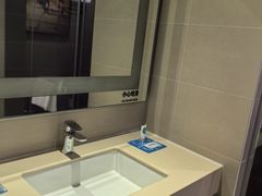 -深圳机场凯悦嘉轩酒店