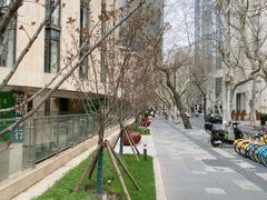 -柏斯音乐艺术中心·钢琴·吉他(上音店)