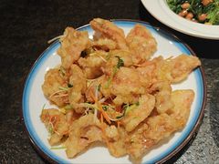 -靠山屯东北农家菜(八龙桥雅苑店)
