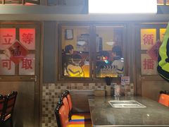-马路牙子烧烤音乐酒馆(望京店)