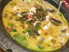-重庆鸡公煲·青锅花椒鱼(牡丹江路店)