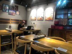 -鑫花溪牛肉米粉(人民广场店)