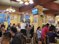 大堂-峰瑞藏地美食·石锅鸡·牦牛肉(大昭寺品牌店)