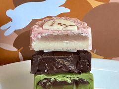 -Laderach 莱德拉(上海环贸iapm店)