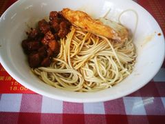 招牌辣肉干拌面-辣肉面大王(天平路店)