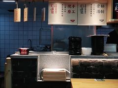 -呷佬·长沙手工米粉(金沙江路店)