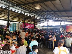 大堂-五七小李子油焖大虾(总店)