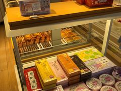 面包甜点陈列柜-好利来(宣武门店)