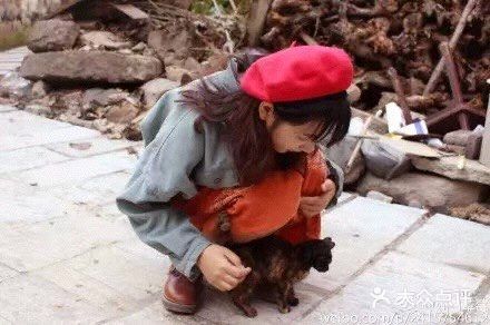 晚上有静谧的奶茶店也有嗨到爆的酒吧，看自己的选择咯