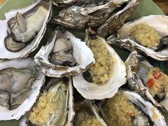 炭烧蒜蓉生蚝-贞姨美食·老字号海鲜大排档