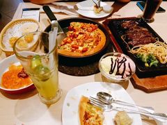 -必胜客(砂之船中东奥莱店)
