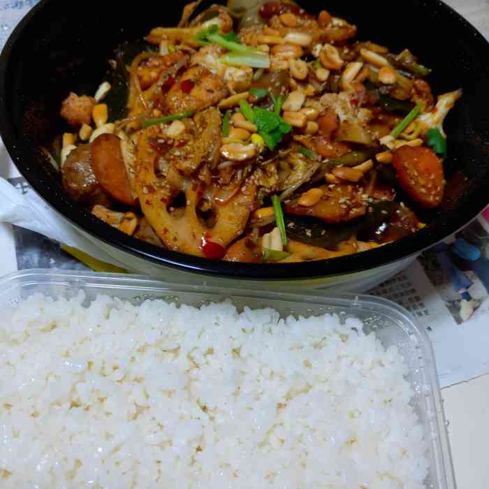 辣尚麻辣香锅-"周末一个人在家,点了一份外卖,随便吃点!