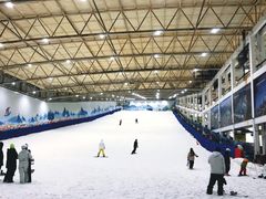 -乔波室内滑雪场