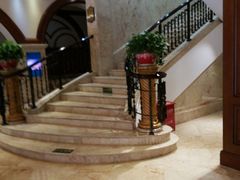 -山明水秀大饭店