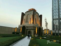 -影汇之星8字形摩天轮