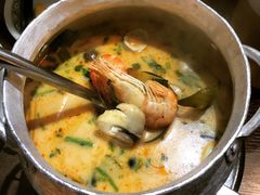 -大头虾越式风味餐厅(光明广场店)