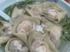 虾仁鲜肉馄饨-潘国仙耳光馄饨(黄家阙路店)