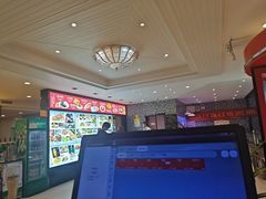 -今鲜源酒店·海鲜锅贴青岛菜(新湛路店)