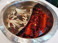 -憨铁匠老火锅(龙岗万科里店)