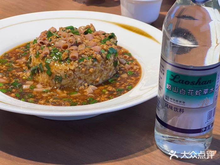 1937青岛老味道·青岛菜(大鲍岛栈桥店)海肠捞饭图片