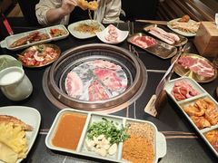 -梨花自助烤肉(西三旗万象汇黑金店)
