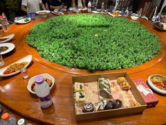-壹号院音乐餐厅•烤全羊•新疆菜(浐灞店)