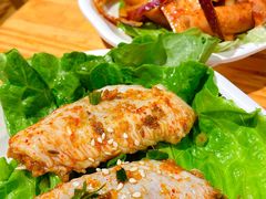 蜜汁鸡翅中-胖记烤肉(江汉路店)