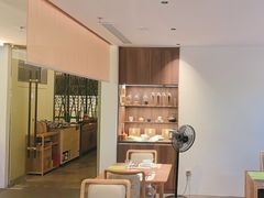 -荷风细雨·中国茶宴(世纪大道店)