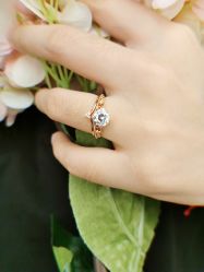 -威德钻石-克拉钻大本营(南京东路店)