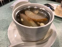 梨汁杏仁芋圆-松记糖水店(铜锣湾分店)