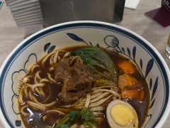 -康师傅私房牛肉面(马泉营奥莱店)