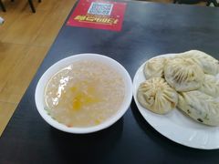 -小胖包子王(定安路店)