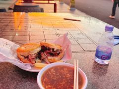 -京东一绝西海子西园烧饼夹肉