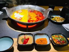 红颜花胶鸡锅-湊湊火锅·茶憩(石家庄万象城店)