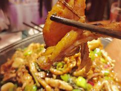 -蛙有道·铁锅牛蛙(万泰汇店)