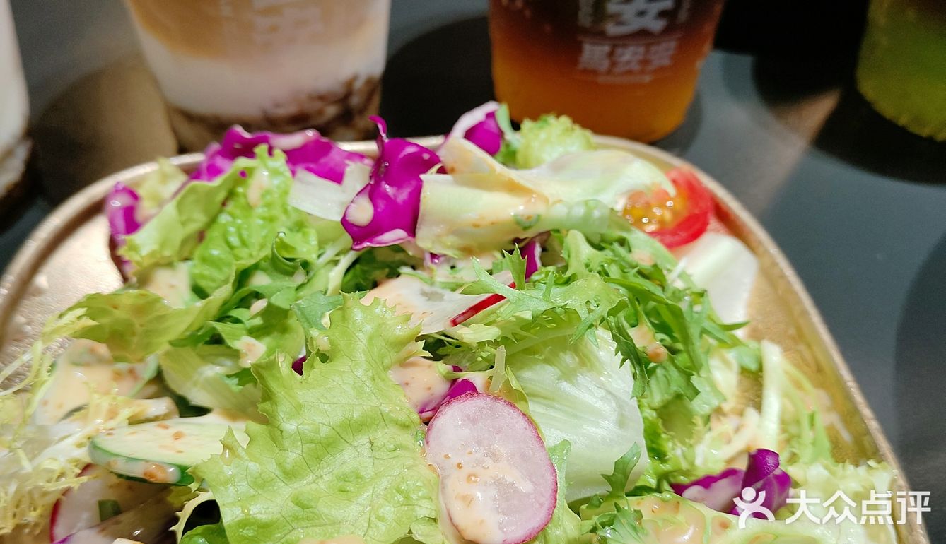 油泼面配咖啡☕简直聊咋咧！！