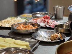 -围炉肉舍•炭烤活鳗•丹东海鲜烤肉(步行街店)