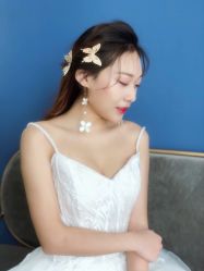 -莫小姐婚纱