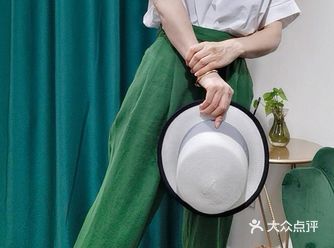超爱的一家日韩原单店很多衣服都是日杂当季款