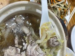 -二哥特色砂锅