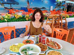-红月湾海鲜饭店•沙滩海景(双月湾店)