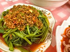 -洪霞餐馆